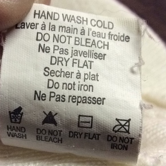 Adorable Roxy hat - Picture 8 of 8